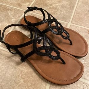 Kelly & Katie Sandal